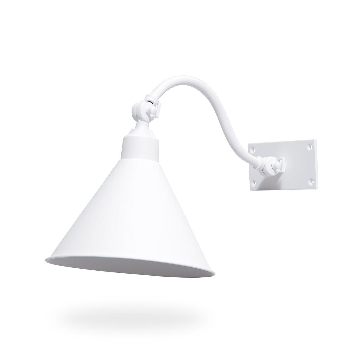 Roosevelt Sconce (Metal Shade, Painted)